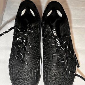 Under Armour Black micro tip metal cleat baseball  Athletic Shoes